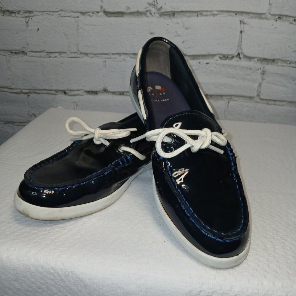 WOMENS COLE HAAN NANTUCKET CAMP PATENT LEATHER BOAT DECK SHOES, NAVY, SIZE 8.5 - Picture 6 of 12
